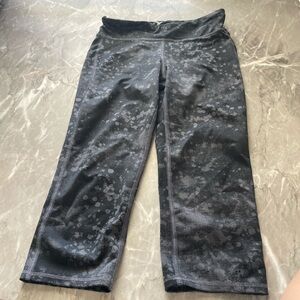 Old Navy Active Gray Patterned Leggings